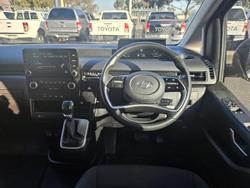 2021 Hyundai
                STARIA LOAD 
