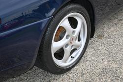 1998 Porsche
                911 Carrera
