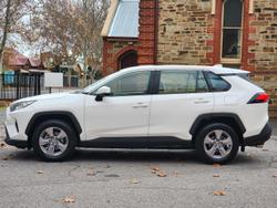 2023 Toyota
RAV4 GX
