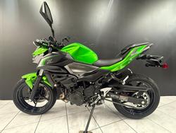2025 Kawasaki Z500 Green