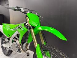 2025 Kawasaki KX450X Green