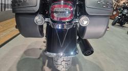 2025 Harley-davidson FLHC HERITAGE CLASSIC (117) Vivid Black