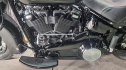 2025 Harley-davidson FLHC HERITAGE CLASSIC (117) Vivid Black