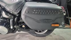 2025 Harley-davidson FLHC HERITAGE CLASSIC (117) Vivid Black