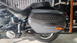 2025 Harley-davidson FLHC HERITAGE CLASSIC (117) Vivid Black