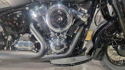 2025 Harley-davidson FLHC HERITAGE CLASSIC (117) Vivid Black