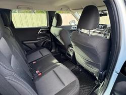 2022 Mitsubishi
                Outlander LS