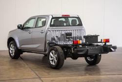2025 Isuzu
D-MAX LS-M