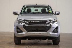 2025 Isuzu
D-MAX LS-M