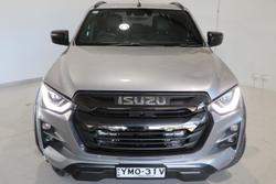 2022 Isuzu
D-MAX X-TERRAIN