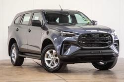 2025 Isuzu
MU-X LS-M