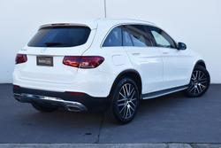2022 Mercedes-Benz
GLC-Class GLC200
