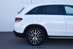 2022 Mercedes-Benz
GLC-Class GLC200