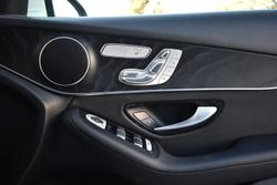 2022 Mercedes-Benz
GLC-Class GLC200