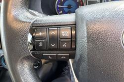 2019 Toyota
Hilux SR