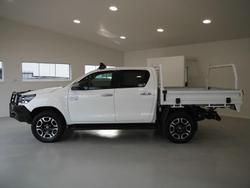 2021 Toyota
Hilux SR5