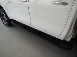 2021 Toyota
Hilux SR5