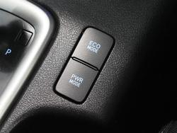 2021 Toyota
Hilux SR5