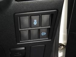 2021 Toyota
Hilux SR5