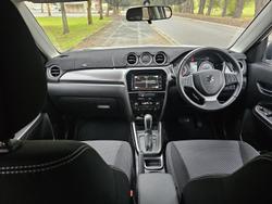 2024 Suzuki
                Vitara 