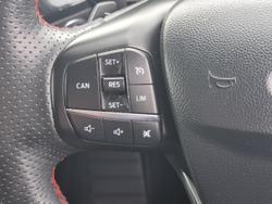 2019 Ford
Focus ST-Line