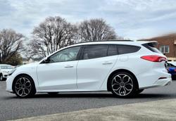 2019 Ford
Focus ST-Line