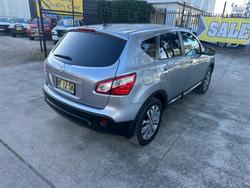 2010 NISSAN
DUALIS Ti (4x2)