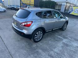 2010 NISSAN
DUALIS Ti (4x2)