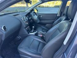 2010 NISSAN
DUALIS Ti (4x2)