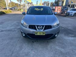 2010 NISSAN
DUALIS Ti (4x2)