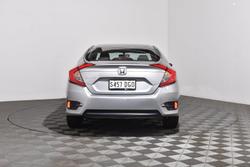2016 Honda
Civic VTi-S