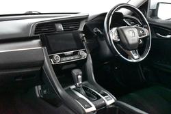 2016 Honda
Civic VTi-S