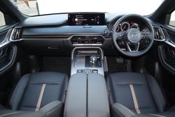 2025 Mazda
                CX-80 G40e Azami