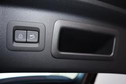 2025 Mazda CX-80 P50e Azami