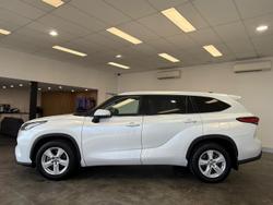 2022 Toyota
                Kluger GX
