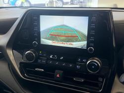 2022 Toyota
                Kluger GX