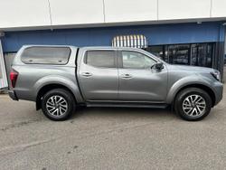2022 Nissan
                Navara ST-X