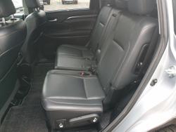 2014 Toyota
Kluger Grande (4x4)