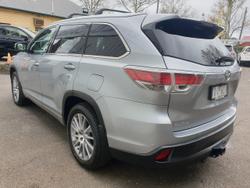 2014 Toyota
Kluger Grande (4x4)