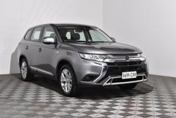 2021 Mitsubishi
Outlander ES