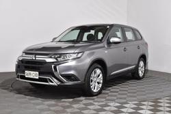 2021 Mitsubishi
Outlander ES
