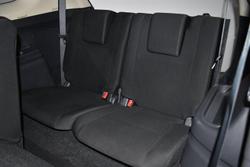 2021 Mitsubishi
Outlander ES