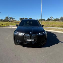 2024 BMW
iX xDrive50 Sport