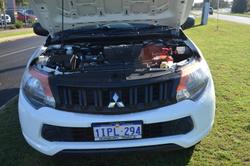 2018 Mitsubishi
Triton GLX