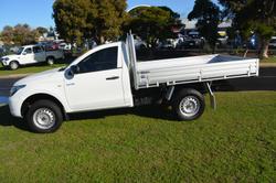 2018 Mitsubishi
Triton GLX