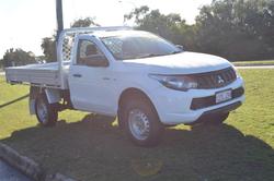 2018 Mitsubishi
Triton GLX