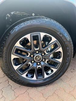 2024 Toyota
Tundra Limited