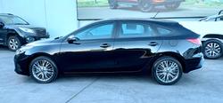 2022 Kia
Cerato Sport+