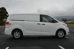 2024 LDV
                G10 +