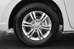 2024 LDV
                G10 +